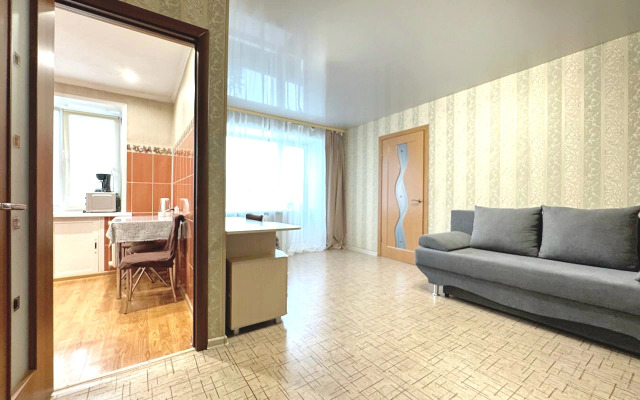 Квартира двухкомнатная в центре на Дзержинского рядом с РИАцентром