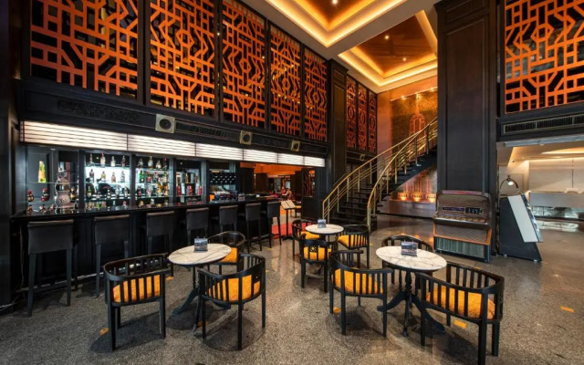 Отель Manhattan Sukhumvit Bangkok