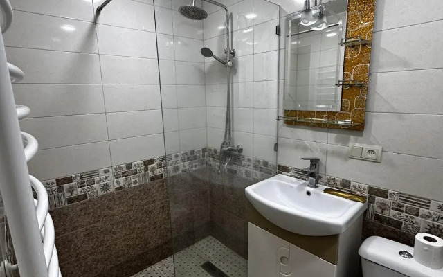 Perte House on Aram Khachatrian 12 Apartments