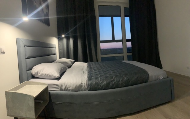 Na Ulitse Polevaya 117/3 Flat