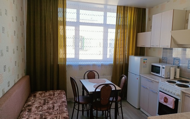 Odnokomnatnye na Pervootkryvateley 10 Apartments