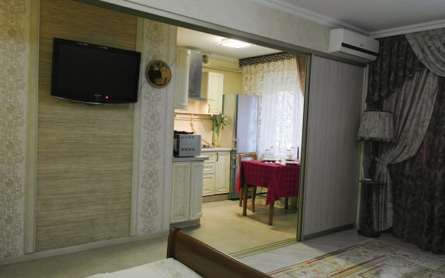 Uyut Flat
