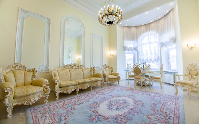 Bolshaya Konyushennaya 3 Apartments