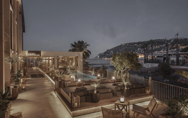En Vie Beach Boutique Hotel