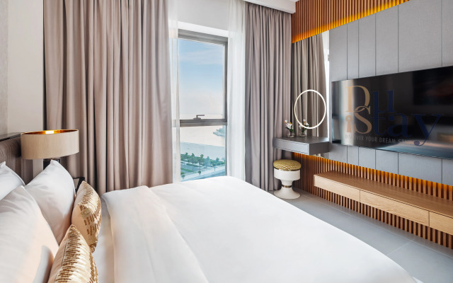 Elegant 2-Bedroom Apartment in Dubai Creek Harbour, Apartments