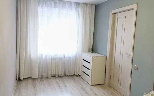 V Shelekhove Flat