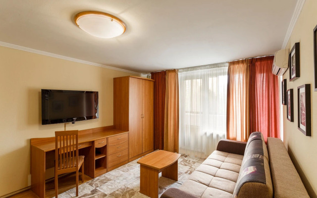 Апартаменты 1 Докучаев, д.2