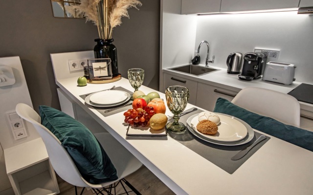 Apartamenty Stilnye Apartamenty U Metro Bukharestskaya Flat