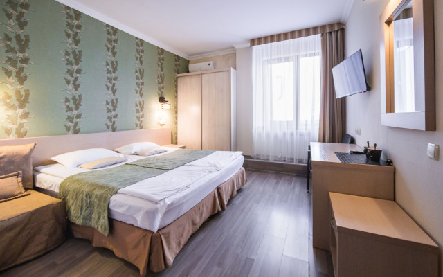 Argo Hotel