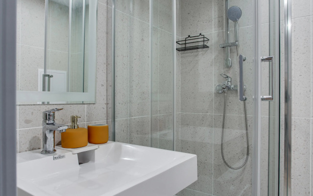 Апартаменты 2ая Рощинская 10 (233)