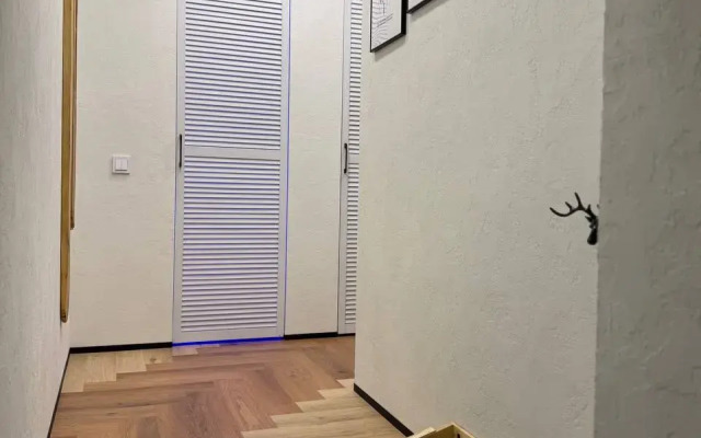 Dizaynerskaya Kvartira V Tsentre Goroda Flat