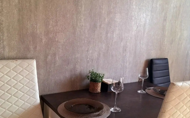 S Individualnym Parkovochnym Mestom, Bataysk Flat