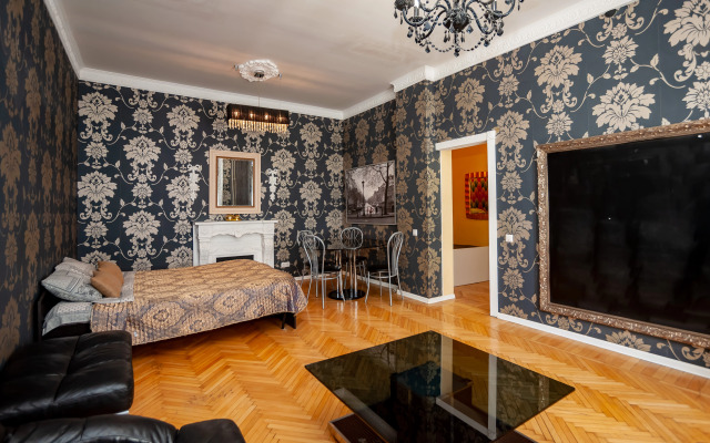 Квартира в центре Краснодара с бесплатной парковке