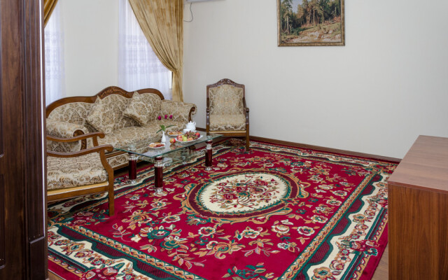 Hotel Karakalpak Palace