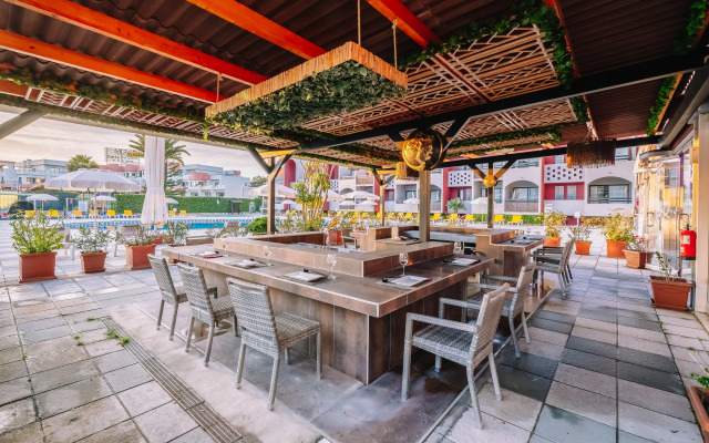 Muthu Oura Praia Hotel