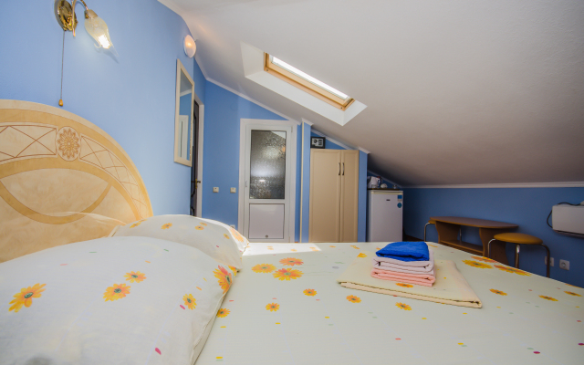 Karina Guest house