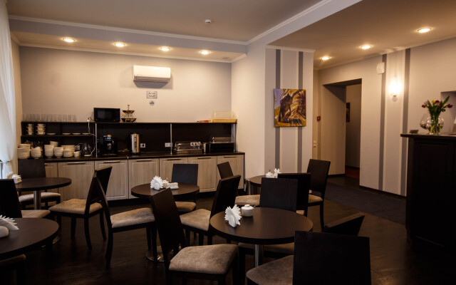 Sonata Na Zagorodnom Hotel