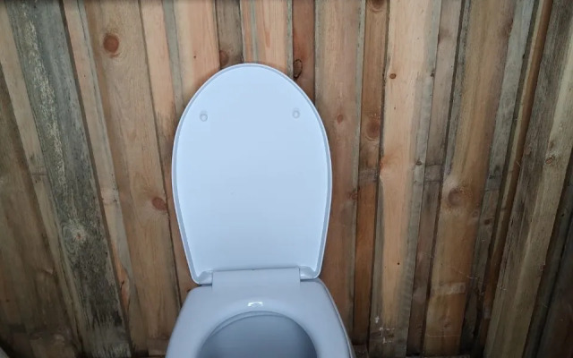 Частный дом у реки Сума