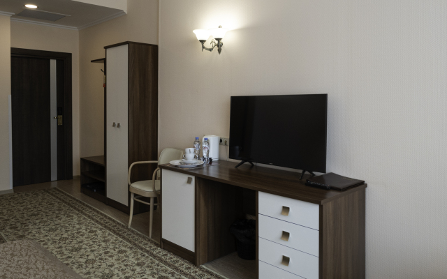 Bakkara Complex Hotel