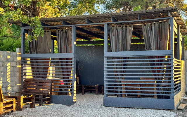 Меблированные комнаты Bonjour