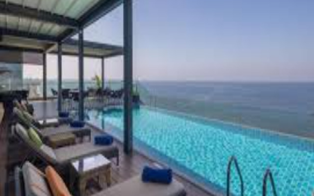 Radisson Hotel Colombo
