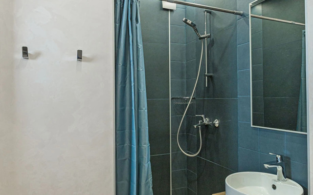 Na Grazhdanskom 107k4 Apartment
