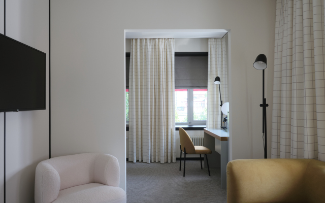 Отель GLINZ Hotel by Ginza Project