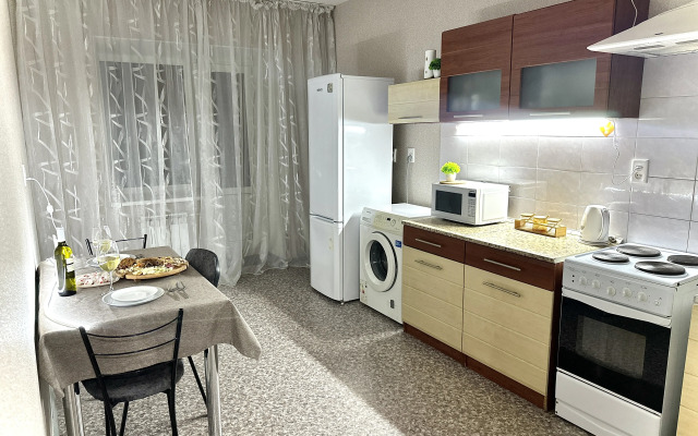 U Mamaeva Kurgana V Tsentre Goroda Flat