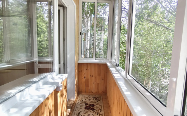 Ryadom S ZhD Vokzalom Flat