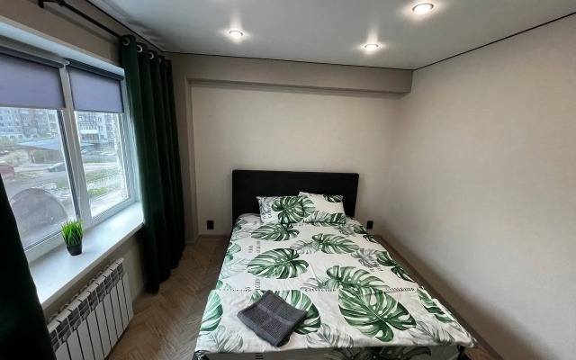 Na Yanovskogo 3 Flat