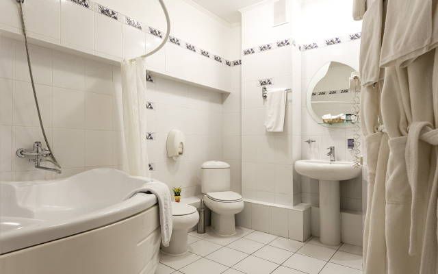 Almaz Hotel