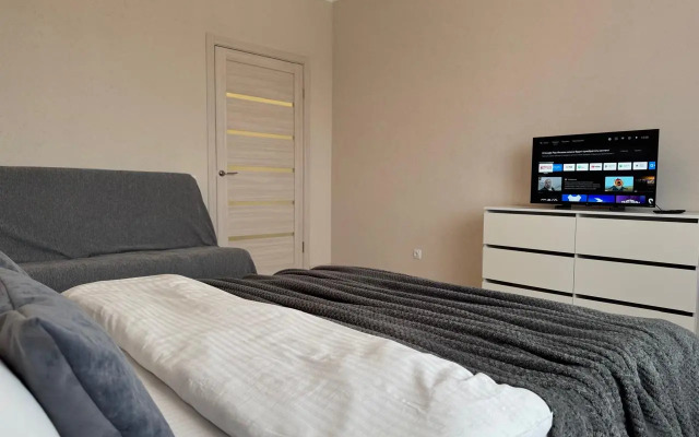 Na ulitse Shiroko-Kholodnaya, d.6 Apartments