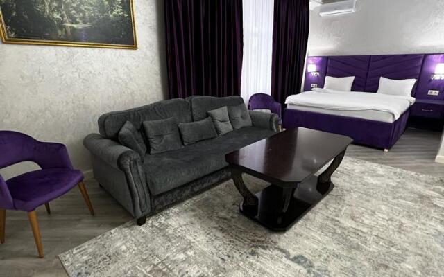 Gloria Hotel