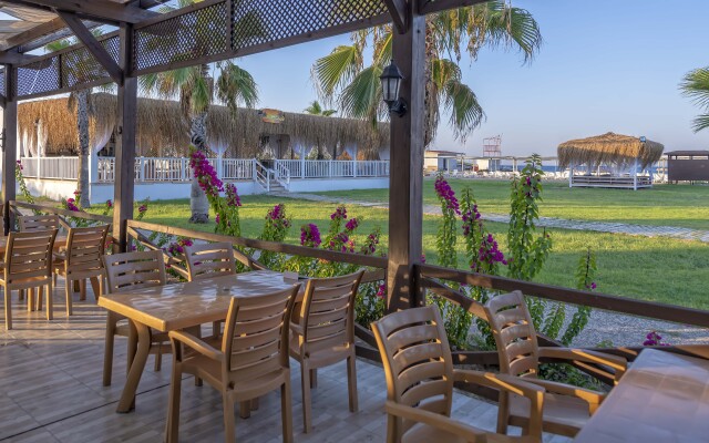 Asteria Family Resort Side Hotel