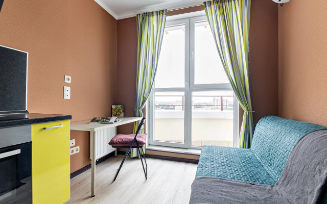 Апартаменты для 6 гостей ЖК «Большой» Smart TV, балкон с видом, духовка