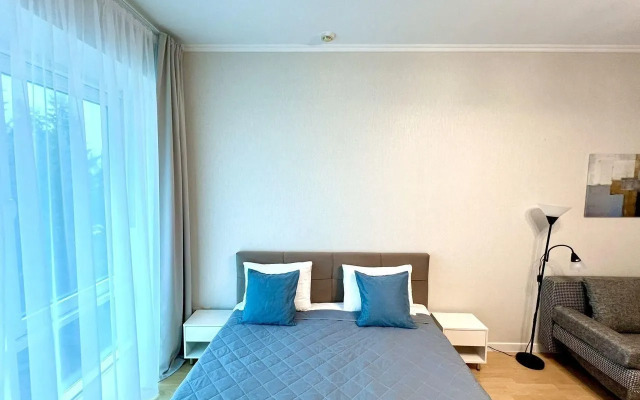 Na Internatsionalnoy Ulitsa 3/1 Flat