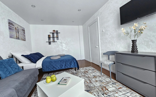 Na Naberezhnoy Flat