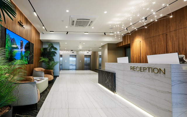 S Vidom Na Basseyn Apartments