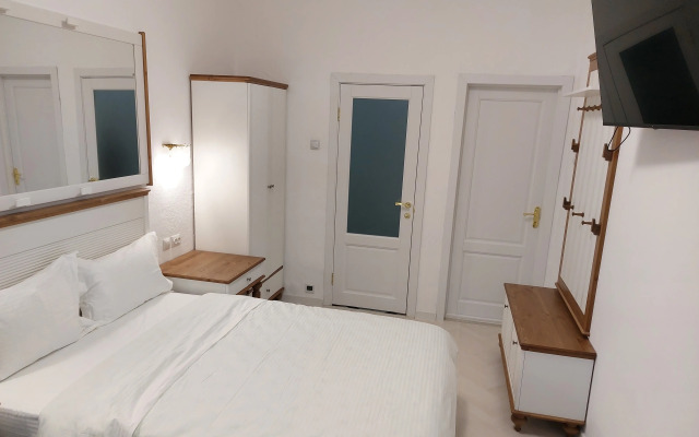 Zolotaya Rybka Hotel