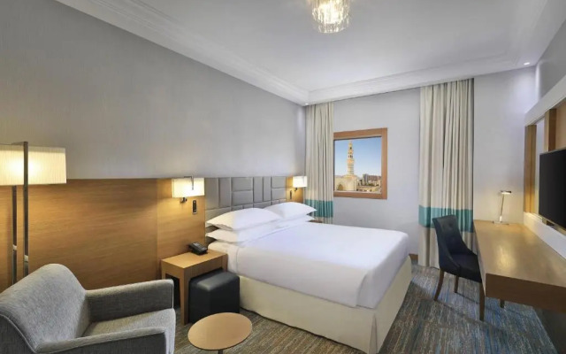 Отель Four Points by Sheraton Makkah Al Naseem