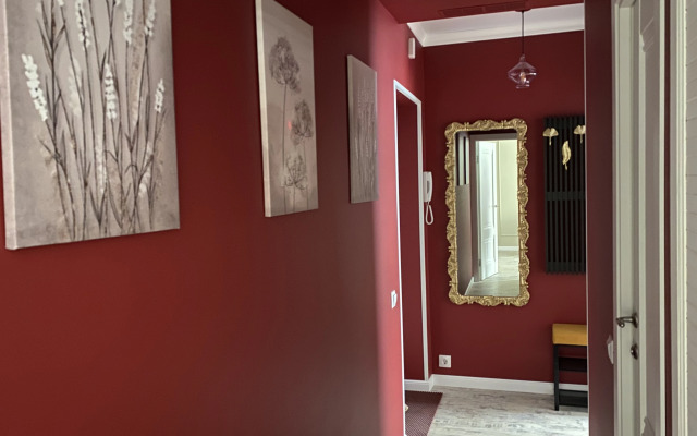 Red Literaturnaya Atmosfera Apartments