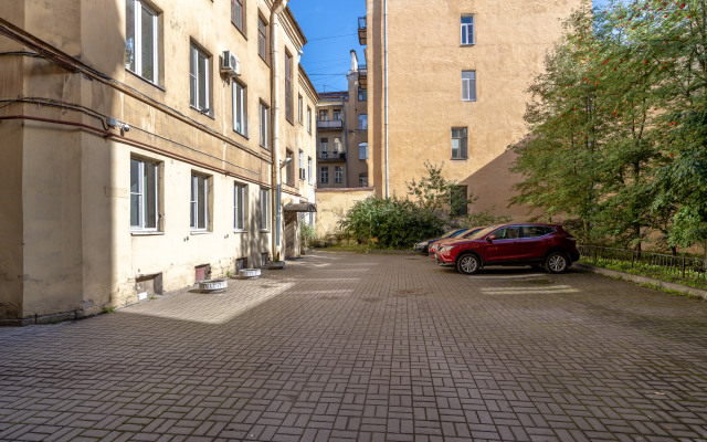 Апартаменты Loft на Марата 20