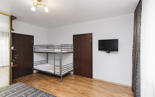 Апартаменты с двуспальной кроватью и кухонной зоной №503