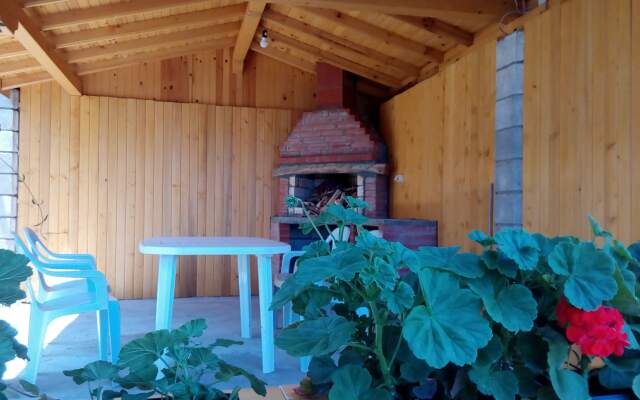 Miranis Houses Guest House