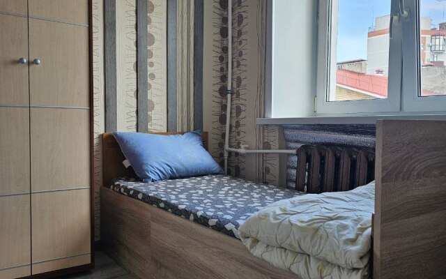 L.v.hotels Na Pervomayskoy 18a Flat