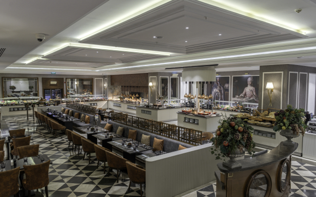 Lord's Palace Hotel & SPA & Casino
