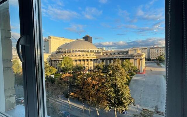 2-room with a balcony overlooking the Opera House flat