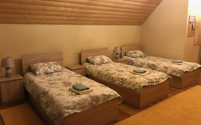 Domik na Baltiyskoy kose Flat