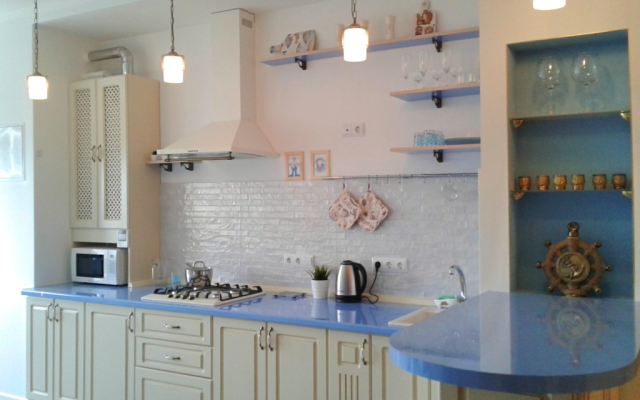 Studio Gold Anchor Apartments