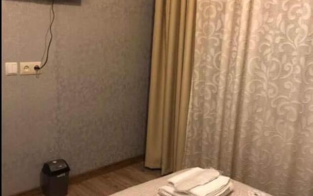 Hotel Paper House